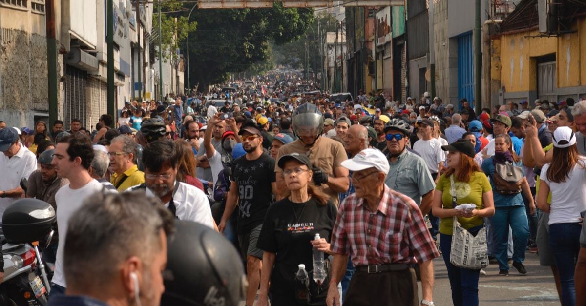 Venezuelan Opposition Leader Calls Citizens to the Streets, Says Coup Is Underway