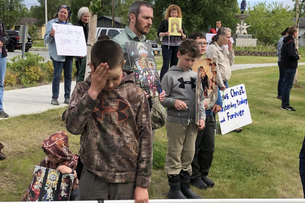 Satanic Temple invocation prompts protest, walkouts at assembly meeting