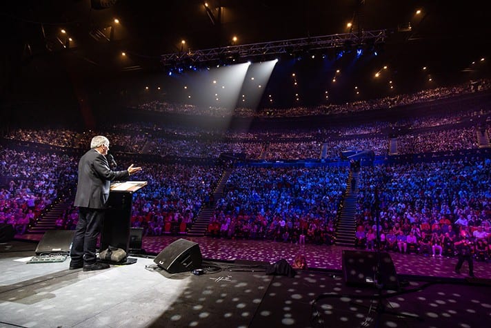 Australian Crowds Applaud Biblical View of Marriage