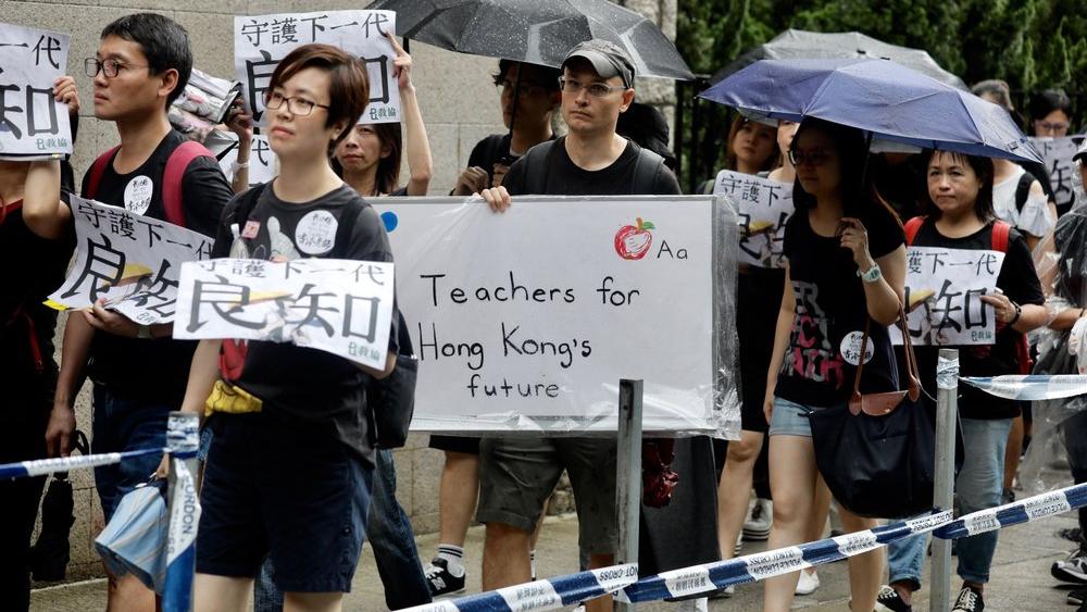 Hong Kong Teachers' Rally Starts Another Weekend of Protests