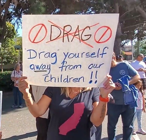 San Diego MassResistance parents protesting “Drag Queen Story Hour” at library confront disgusting anti-Christian bigotry by LGBT activists