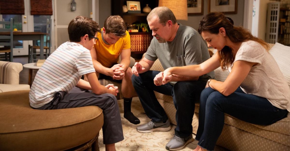 50 Accept Christ in Theater after Watching Faith-Based Film Overcomer