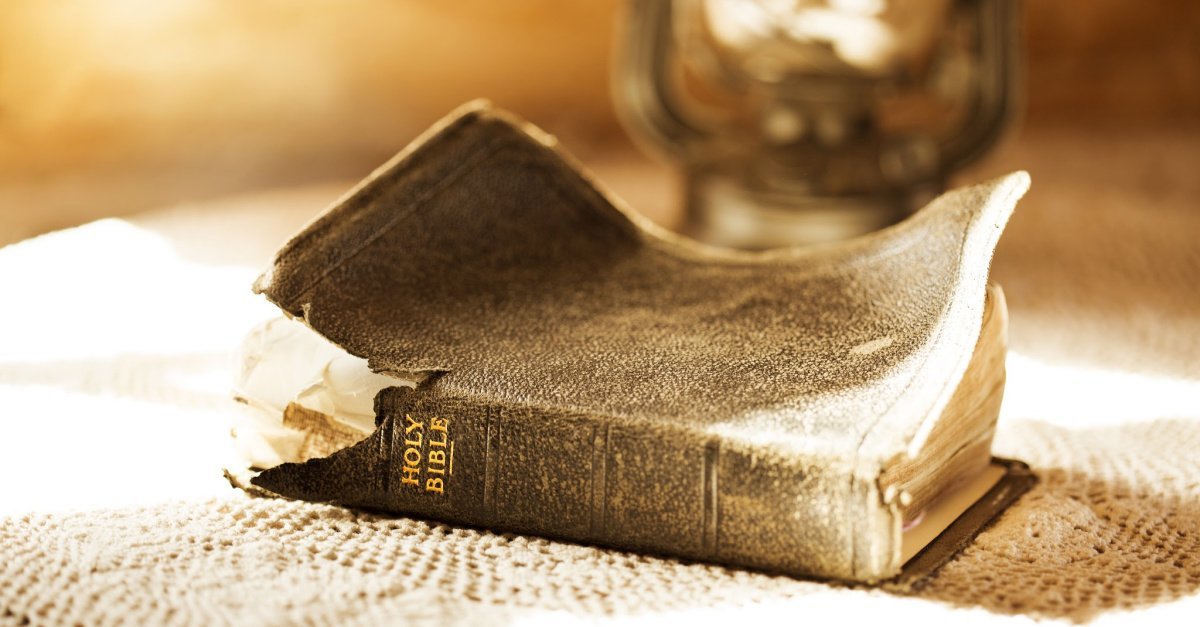 University Student Desecrates Bible for Art Project, Places Satanic Image over Jesus’ Face