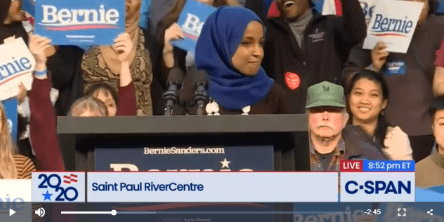 Ilhan Omar Introduces Sanders: Tells Crowd to Hold Hands, ‘Fight for Somebody We Don’t Know’