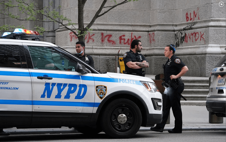 District Attorney Won’t Charge Rioters Who Vandalized St. Patrick’s Cathedral