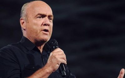 COVID-19 Vaccine Is Not the Mark of the Beast, Greg Laurie Says: ‘There Can’t Be a Mark without an Antichrist’
