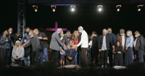 Saddleback Church Ordains Three Women as Pastors despite Denomination's Restrictions